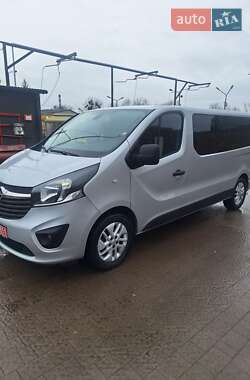 Opel Vivaro 2015