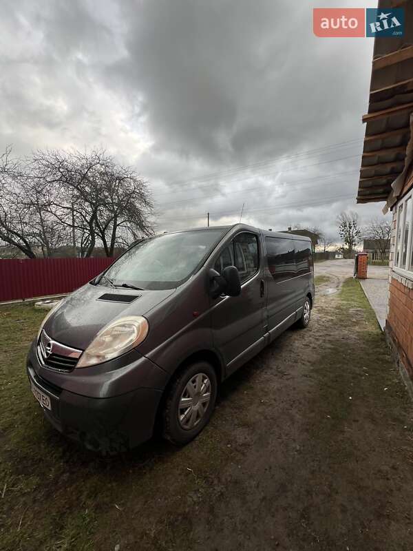 Мінівен Opel Vivaro 2012 в Ковелі