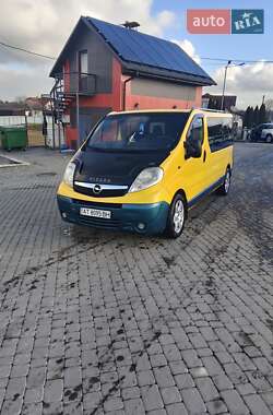 Мінівен Opel Vivaro 2006 в Івано-Франківську