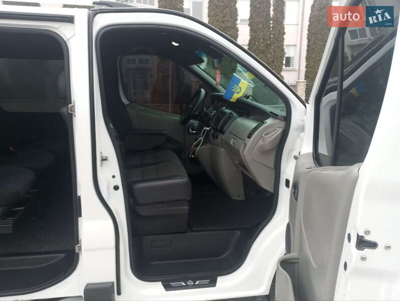 Минивэн Opel Vivaro 2008 в Кременце