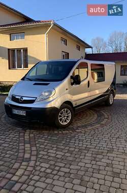 Opel Vivaro 2012