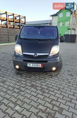 Мінівен Opel Vivaro 2011 в Львові