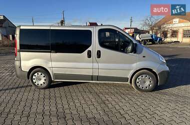 Минивэн Opel Vivaro 2010 в 