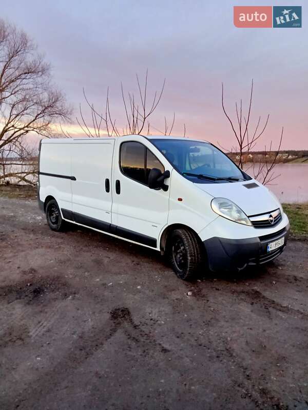 Грузовой фургон Opel Vivaro 2010 в Белой Церкви