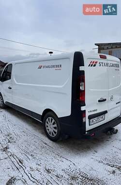 Вантажний фургон Opel Vivaro 2015 в Камені-Каширському