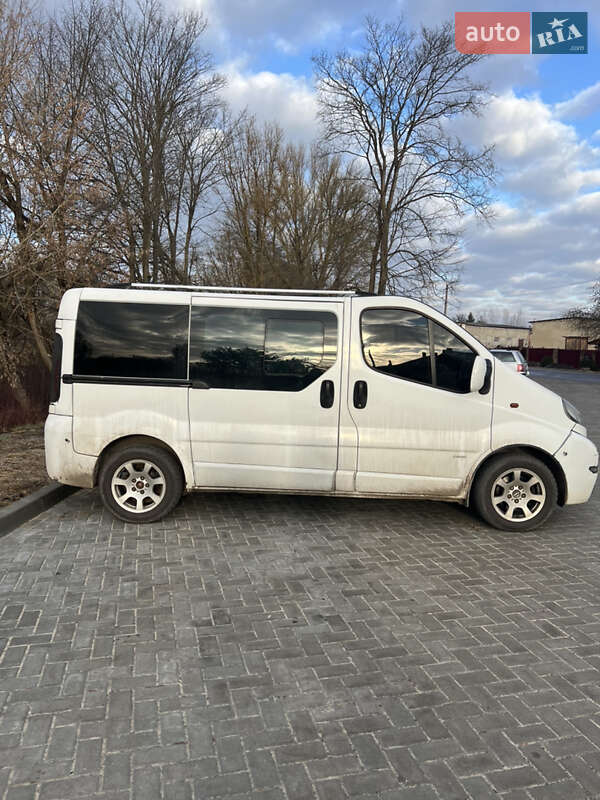 Минивэн Opel Vivaro 2005 в Ковеле
