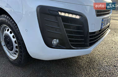 Грузовой фургон Opel Vivaro 2020 в 