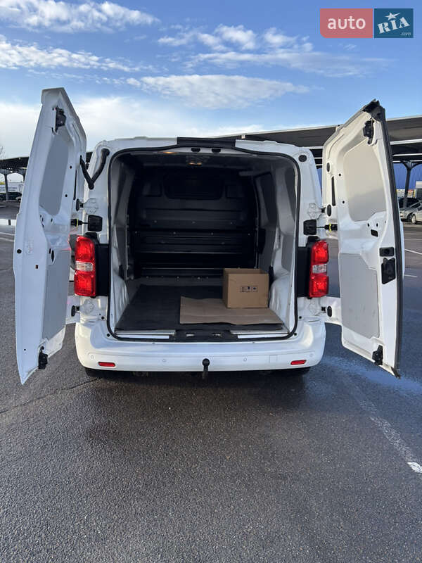 Грузовой фургон Opel Vivaro 2020 в Львове