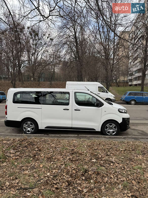 Мінівен Opel Vivaro 2020 в Києві