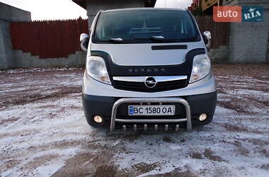 Мінівен Opel Vivaro 2008 в Самборі