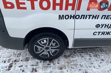 Мінівен Opel Vivaro 2003 в Рівному