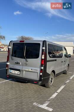 Минивэн Opel Vivaro 2014 в 