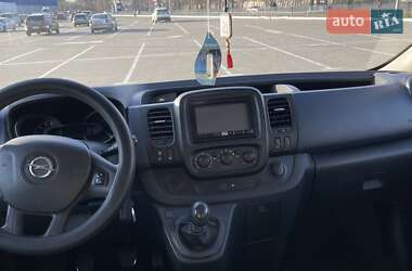 Минивэн Opel Vivaro 2014 в 