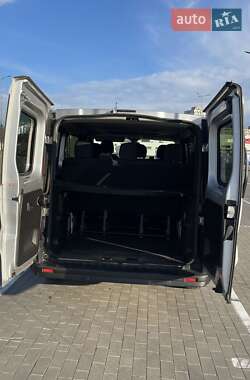 Минивэн Opel Vivaro 2014 в 