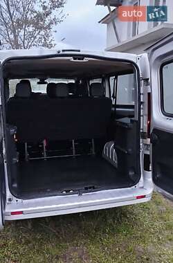 Минивэн Opel Vivaro 2015 в 