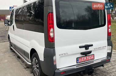 Мінівен Opel Vivaro 2011 в Дубні