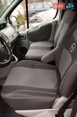 Минивэн Opel Vivaro 2008 в 