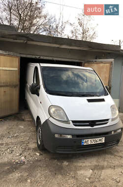 Вантажний фургон Opel Vivaro 2004 в Кам'янському