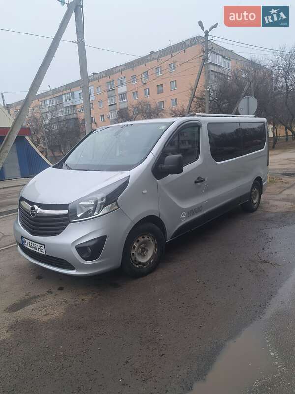 Минивэн Opel Vivaro 2016 в Полтаве