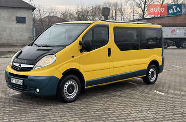 Мінівен Opel Vivaro 2006 в Коломиї