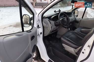 Минивэн Opel Vivaro 2013 в Житомире