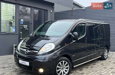 Минивэн Opel Vivaro 2014 в Черновцах