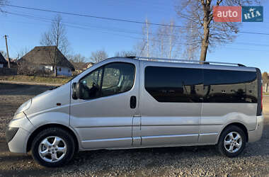 Минивэн Opel Vivaro 2012 в Черновцах