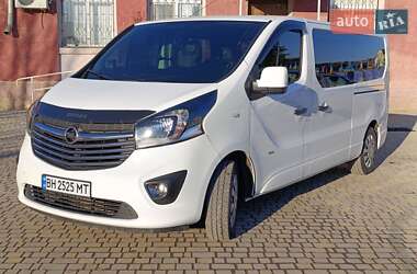 Мінівен Opel Vivaro 2015 в Кодимі