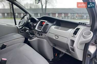 Мінівен Opel Vivaro 2013 в Коломиї