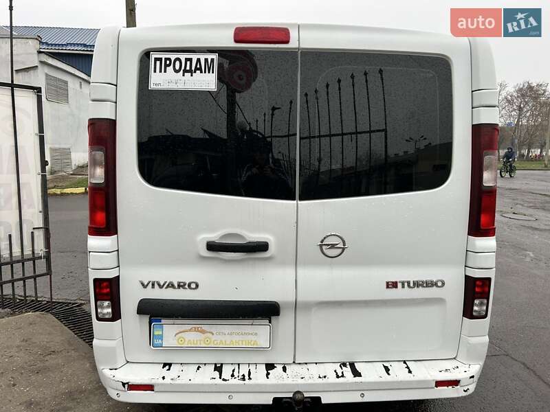 Грузовой фургон Opel Vivaro 2016 в Николаеве