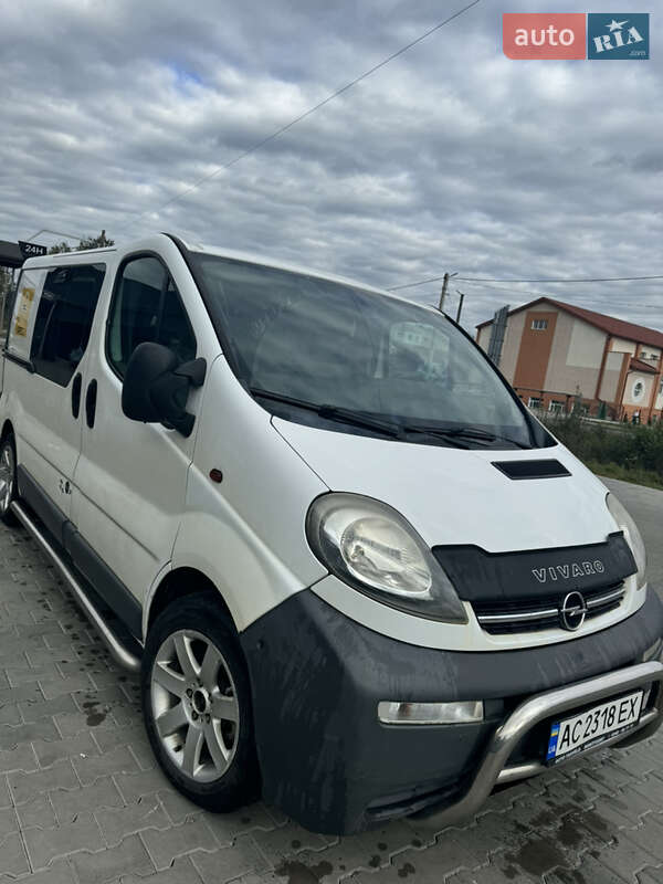 Минивэн Opel Vivaro 2005 в Ковеле