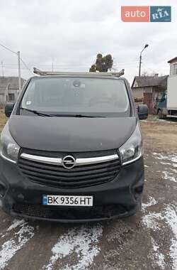 Вантажний фургон Opel Vivaro 2017 в Дубні