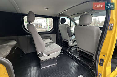 Минивэн Opel Vivaro 2004 в 