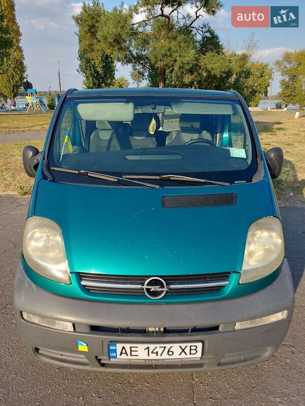 Мінівен Opel Vivaro 2001 в Дніпрі