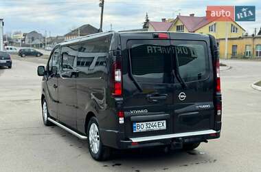 Минивэн Opel Vivaro 2016 в 