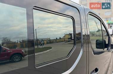 Минивэн Opel Vivaro 2016 в 
