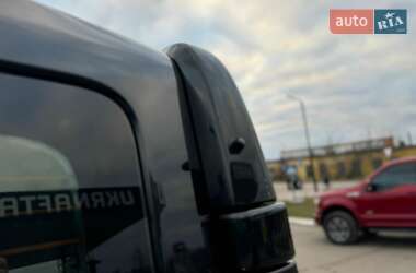 Минивэн Opel Vivaro 2016 в 