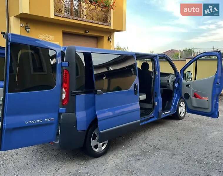 Минивэн Opel Vivaro 2011 в Умани