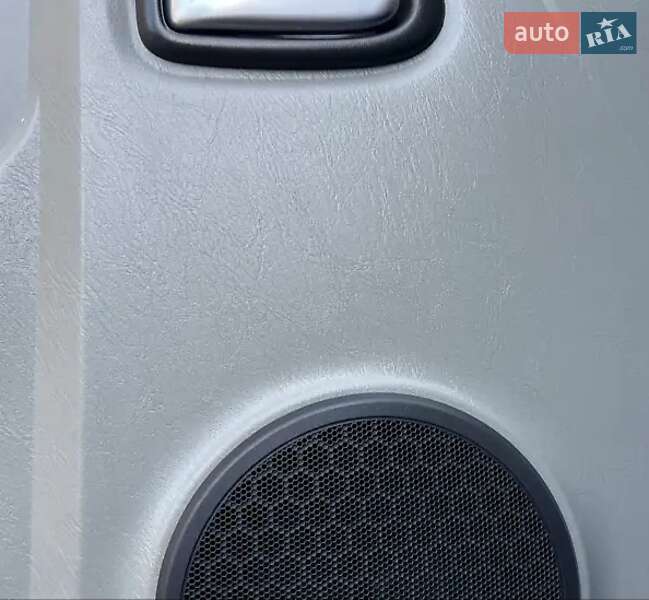 Минивэн Opel Vivaro 2011 в Умани