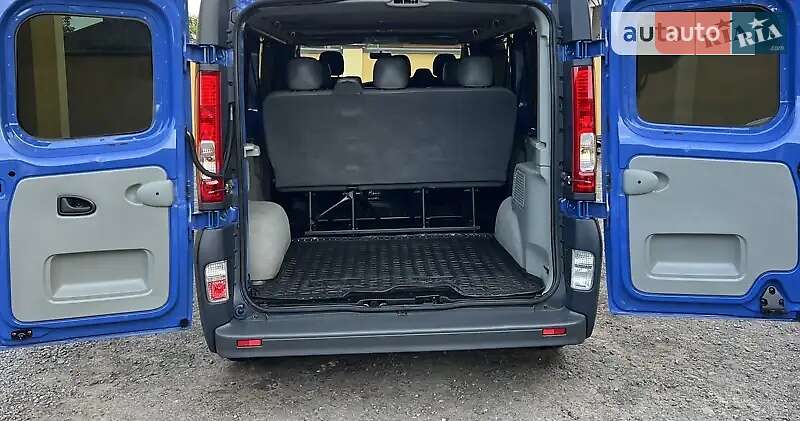 Минивэн Opel Vivaro 2011 в Умани