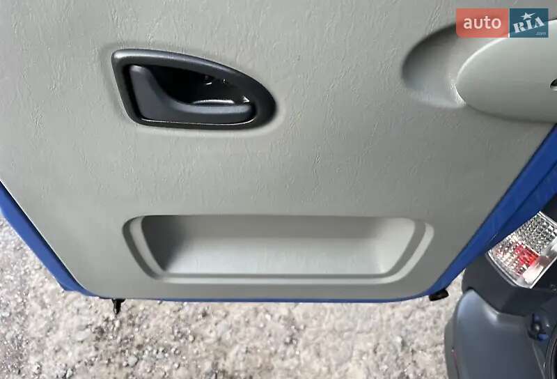 Минивэн Opel Vivaro 2011 в Умани