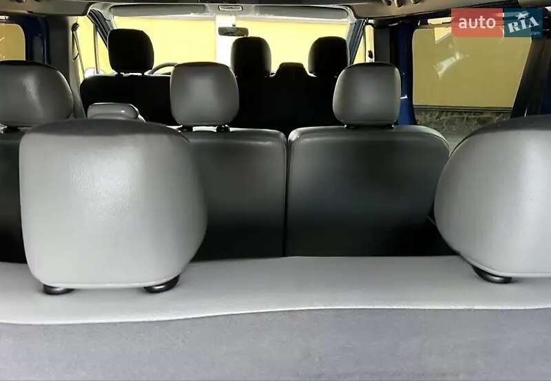 Минивэн Opel Vivaro 2011 в Умани