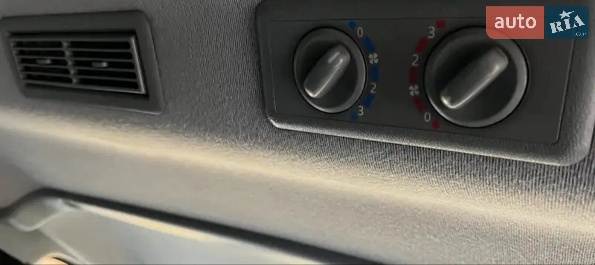 2011 Opel Vivaro - мініатюра 65
