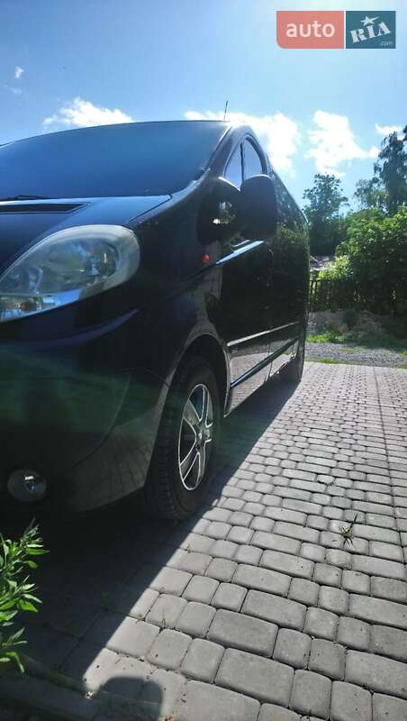 Минивэн Opel Vivaro 2011 в Виньковцах фото 4 Минивэн Opel Vivaro 2011 в Виньковцах