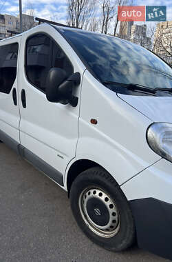Грузопассажирский фургон Opel Vivaro 2013 в 