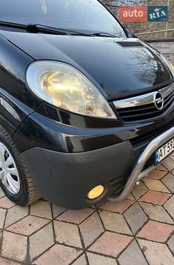 Мінівен Opel Vivaro 2008 в Коломиї