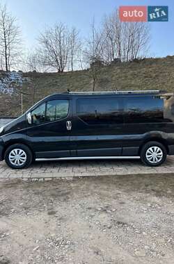 Мінівен Opel Vivaro 2008 в Коломиї