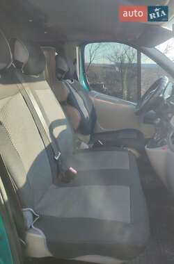 Минивэн Opel Vivaro 2004 в 