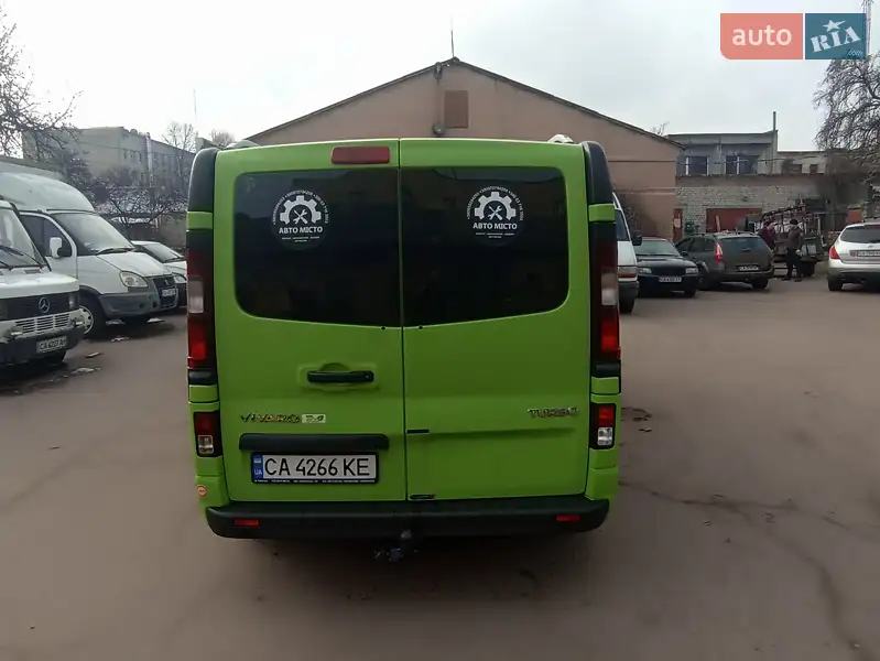 Opel Vivaro 2015
