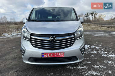 Минивэн Opel Vivaro 2017 в Дубно